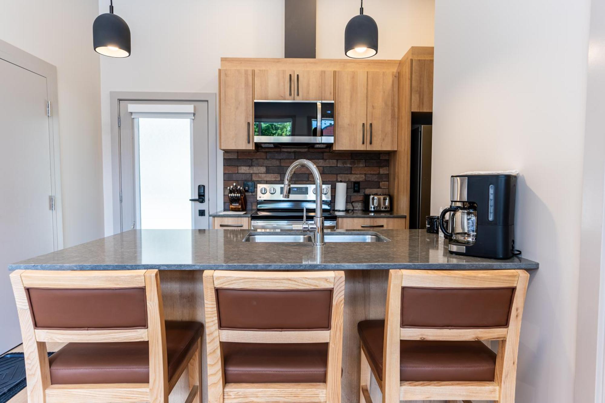 Basecamp Suites Revelstoke Eksteriør bilde