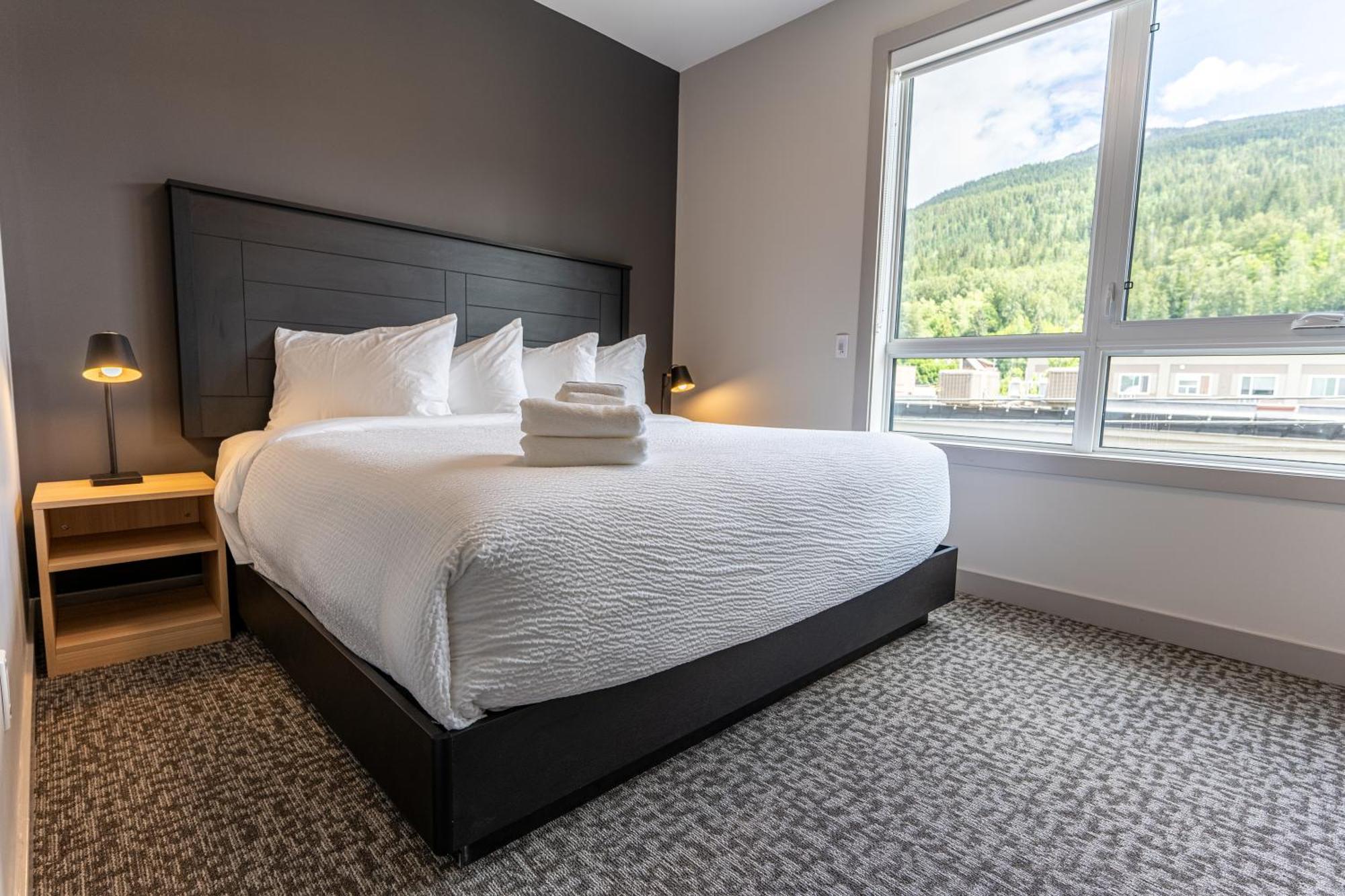 Basecamp Suites Revelstoke Eksteriør bilde
